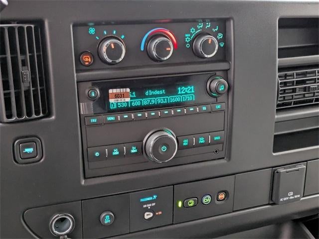 2025 Chevrolet Express Cargo 3500 3500 Regular Wheelbase Rear-Wheel Drive