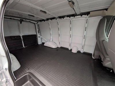 2025 Chevrolet Express Cargo 3500 3500 Regular Wheelbase Rear-Wheel Drive