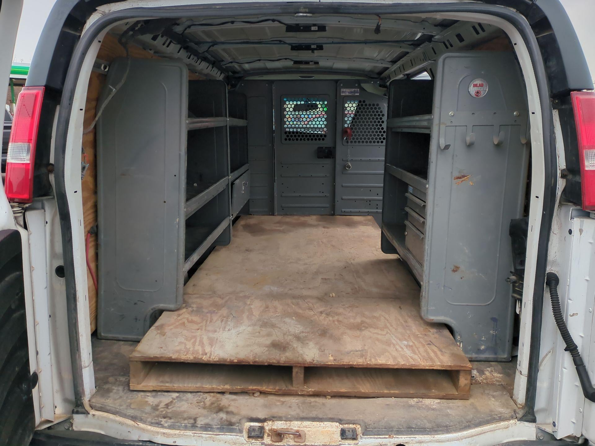 2017 Chevrolet Express Cargo 3500 Base