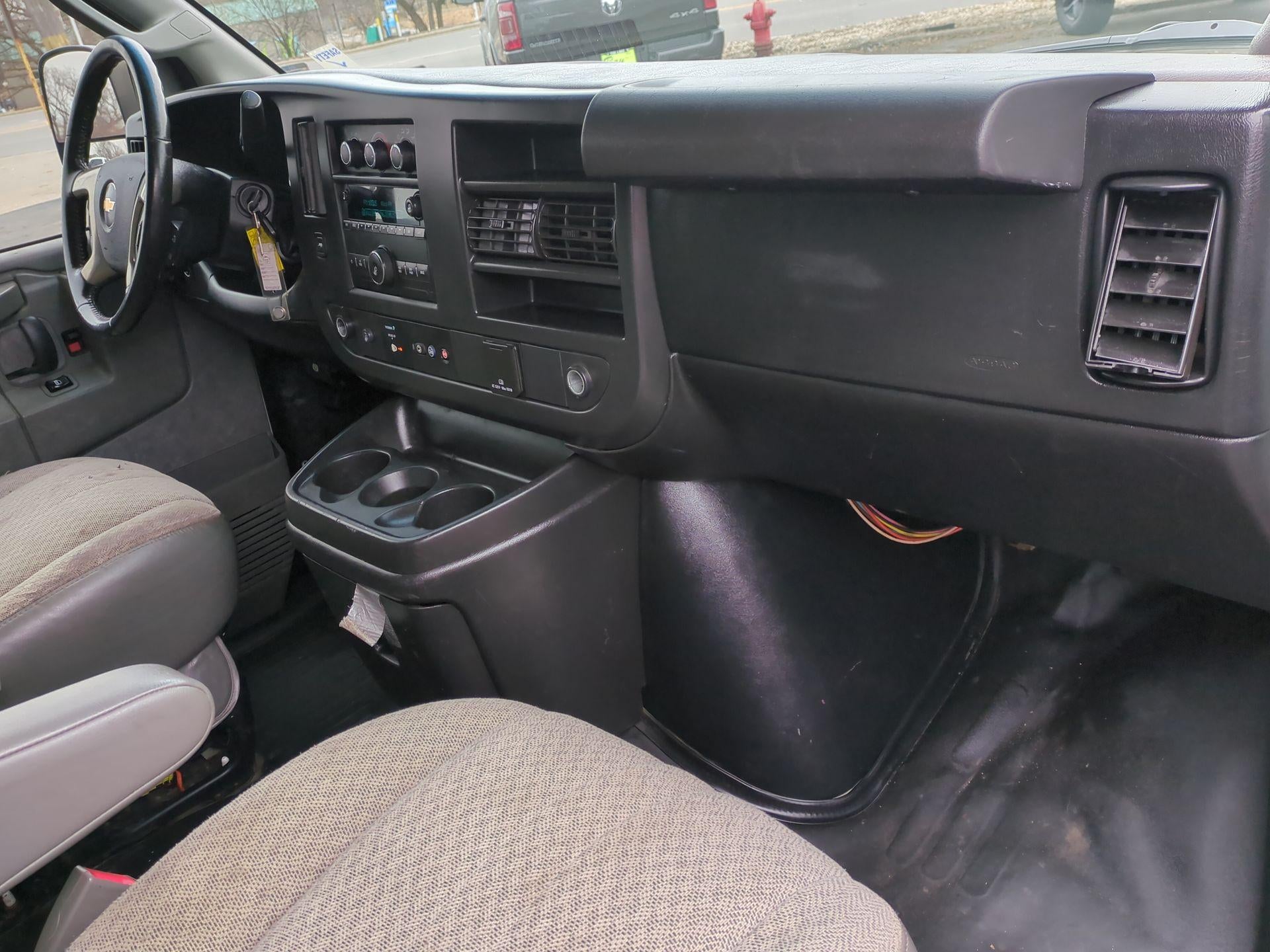 2017 Chevrolet Express Cargo 3500 Base