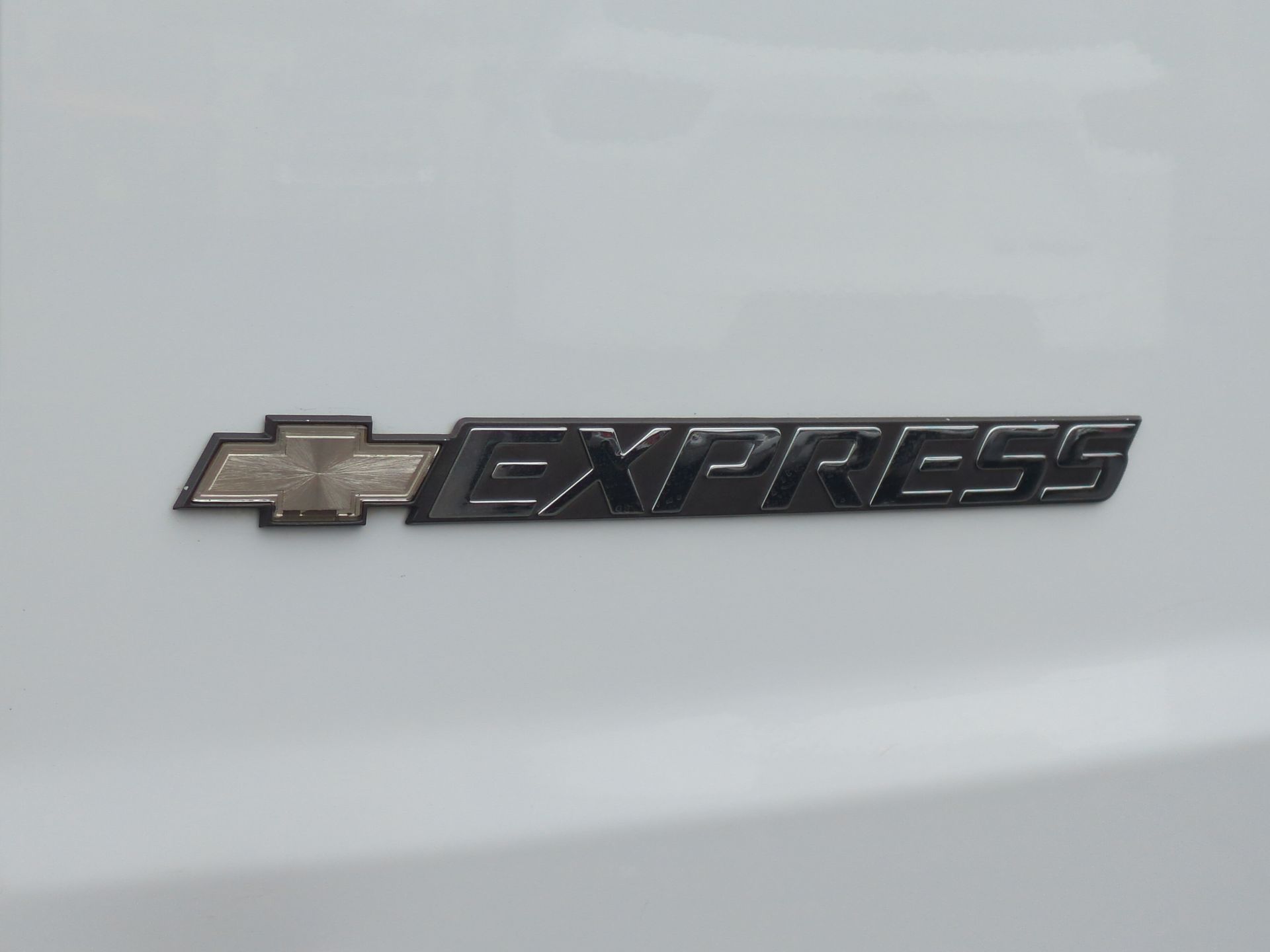 2017 Chevrolet Express Cargo 3500 Base