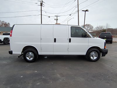2017 Chevrolet Express Cargo 3500 Base