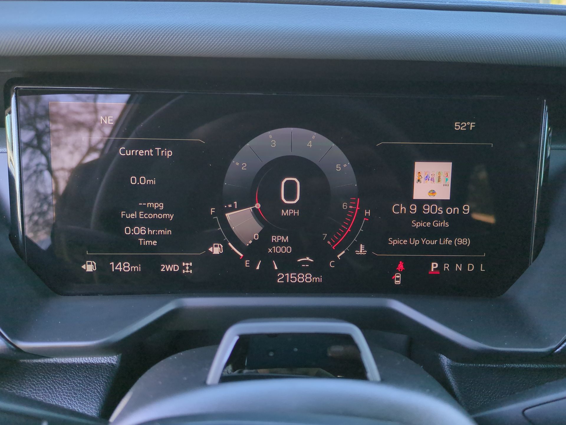 2024 GMC Acadia AT4