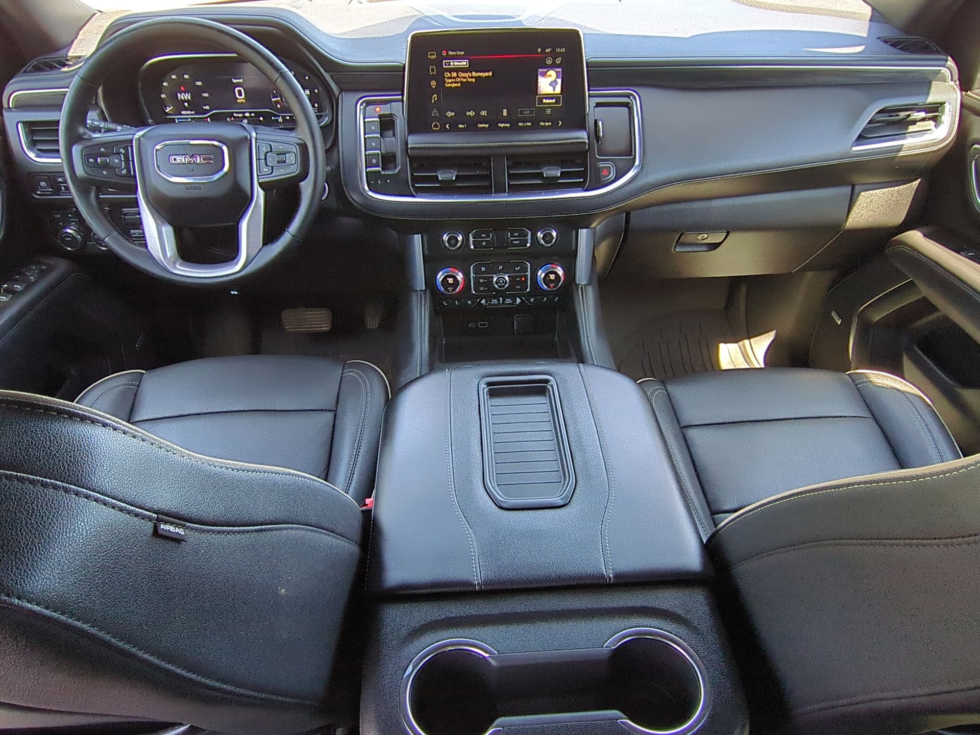 2024 GMC Yukon XL SLT