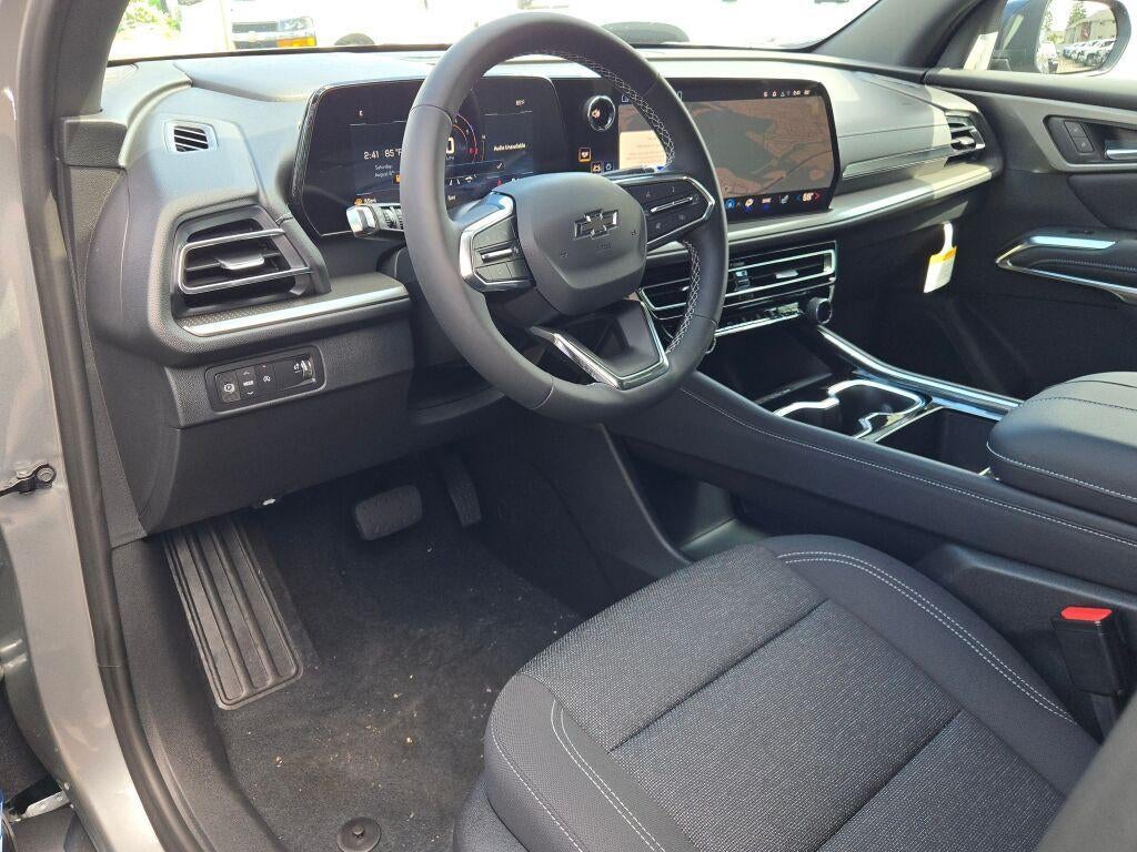 2027 Chevrolet Traverse LT w/1LT
