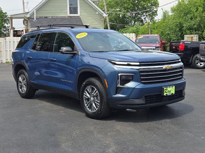 2024 Chevrolet Traverse LT