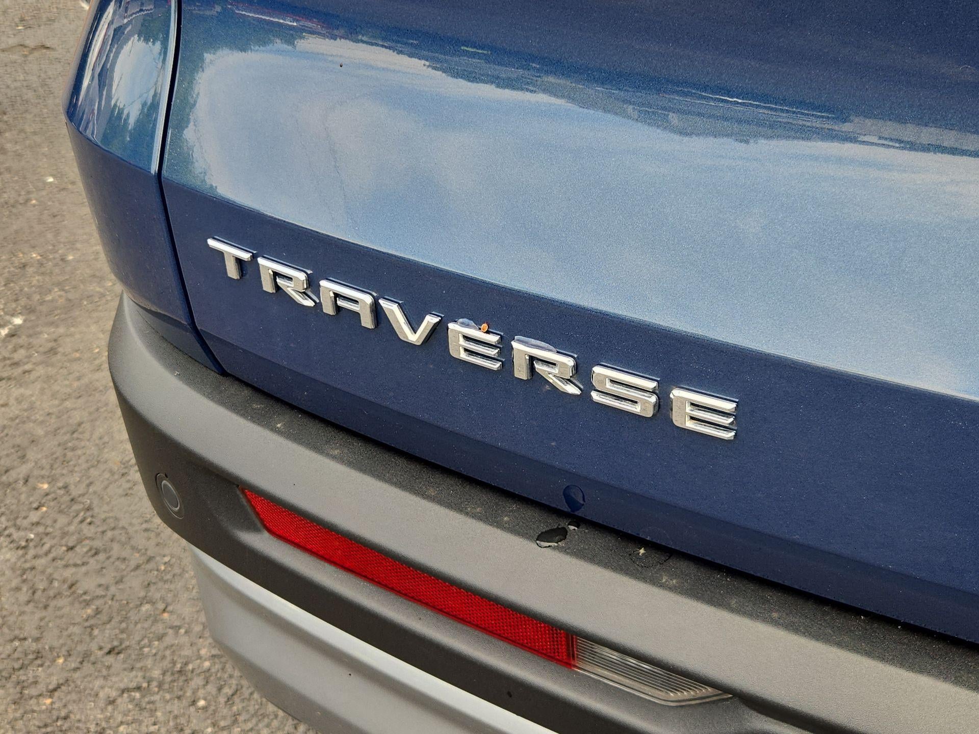 2024 Chevrolet Traverse LT