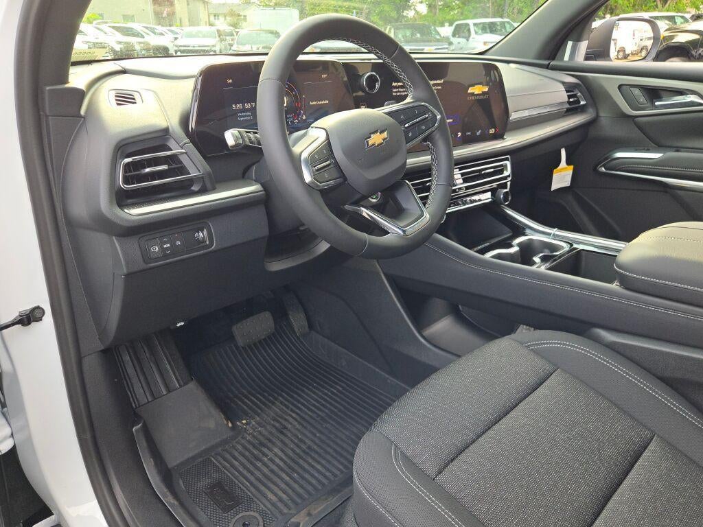 2027 Chevrolet Traverse LT w/1LT