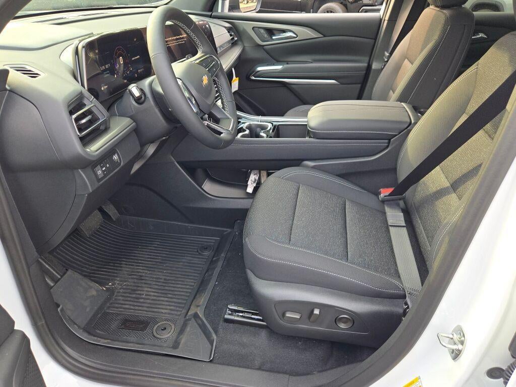 2027 Chevrolet Traverse LT w/1LT