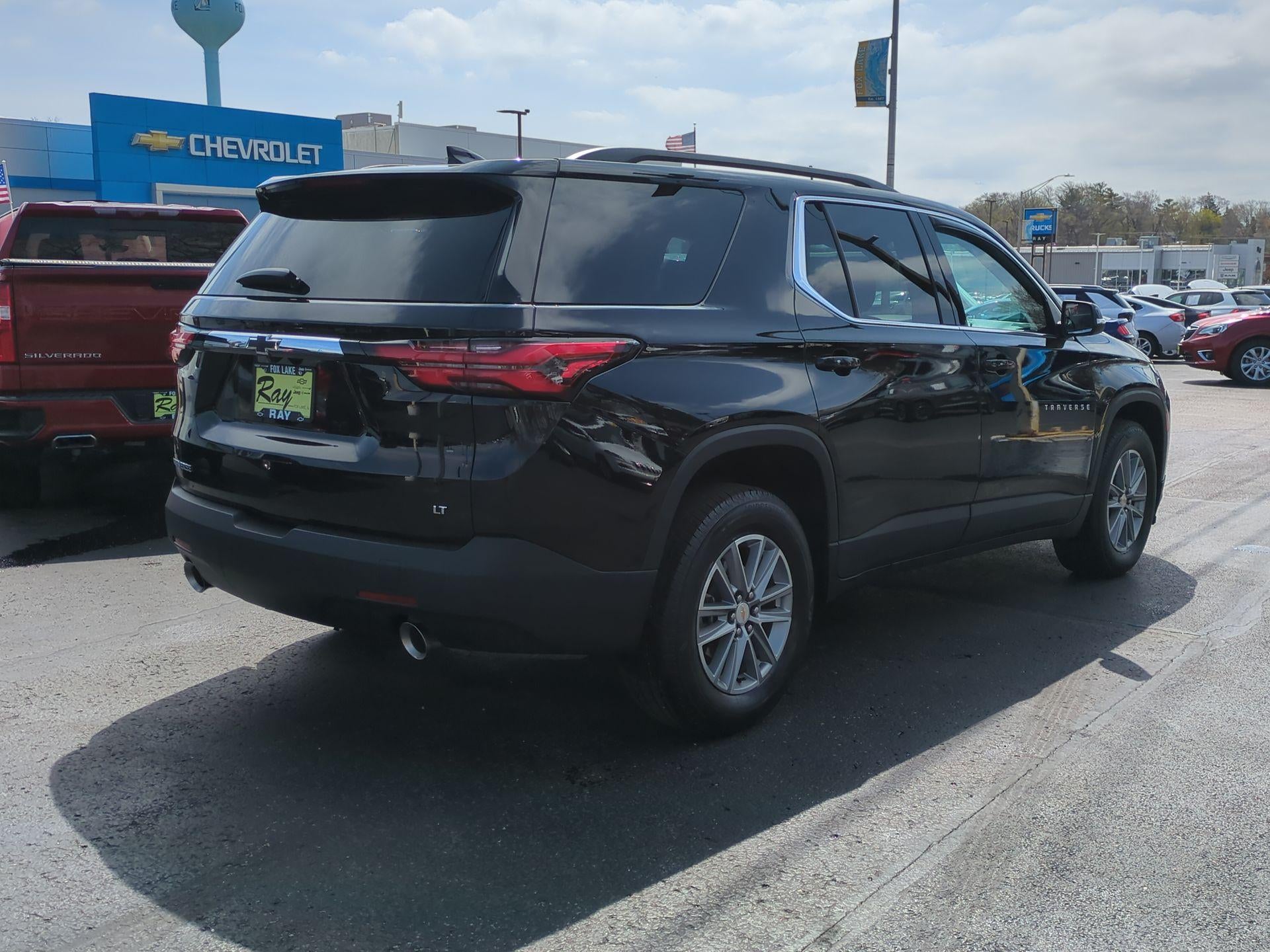 2023 Chevrolet Traverse LT Cloth