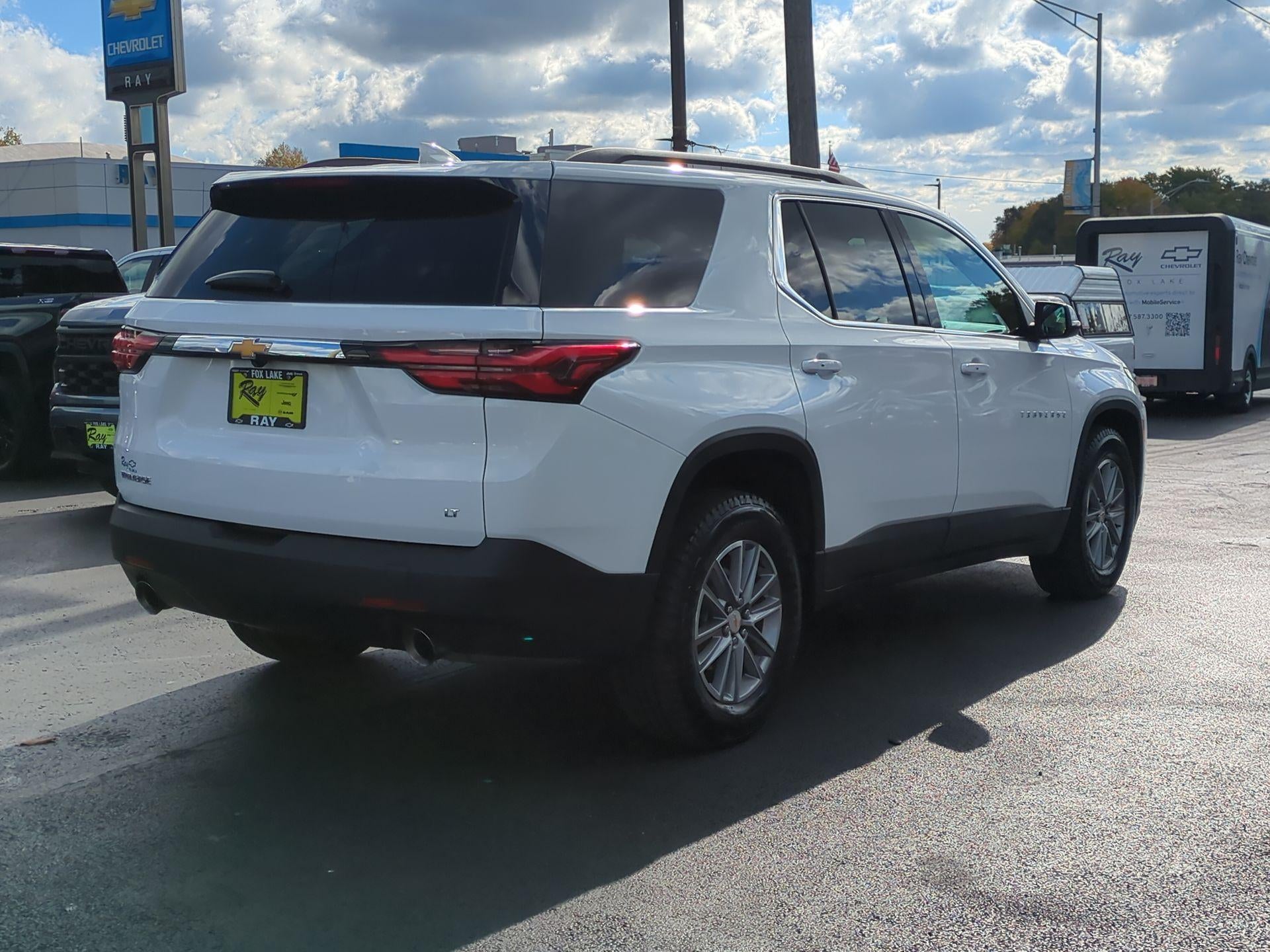 2023 Chevrolet Traverse LT Leather
