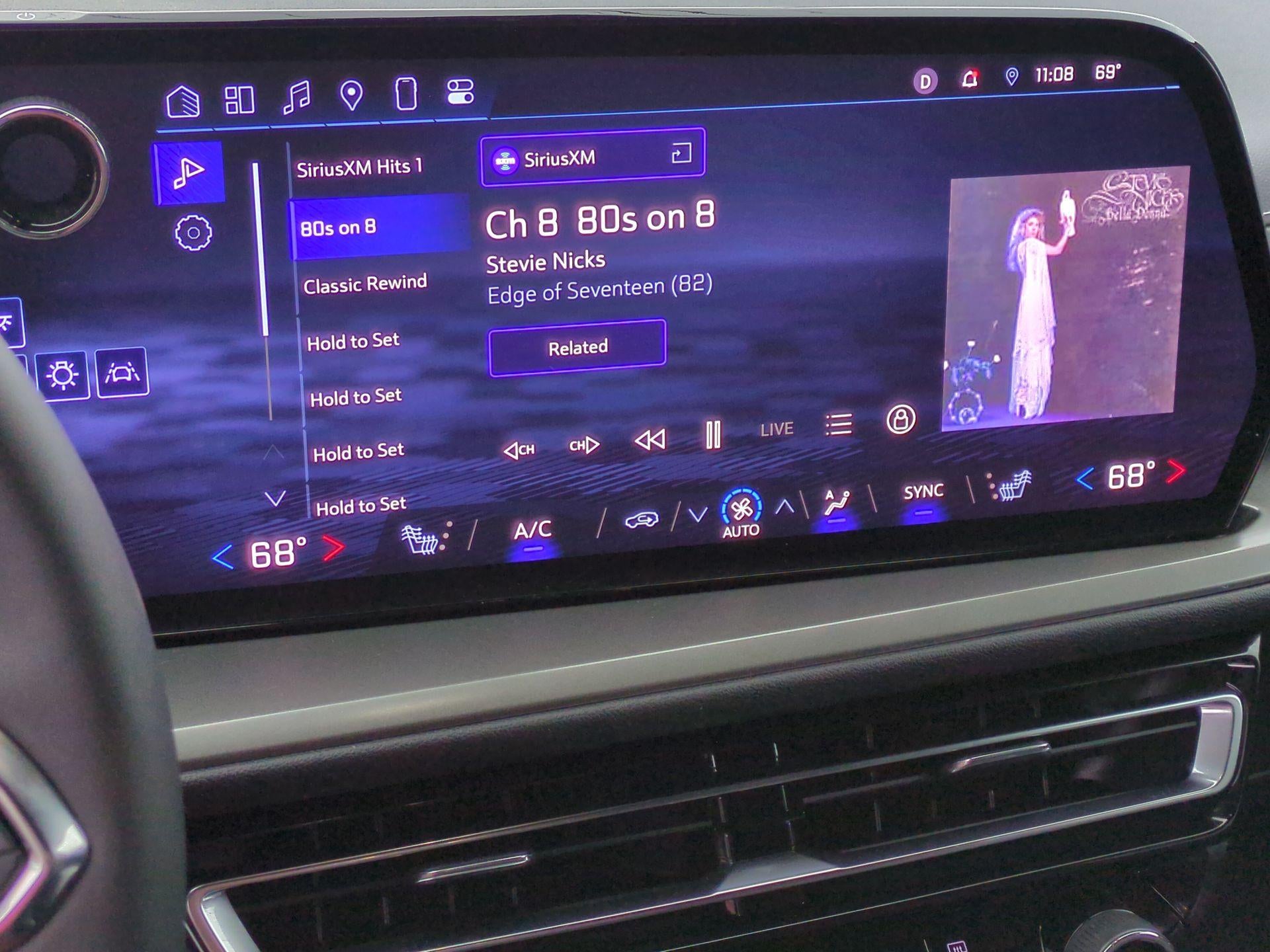 2024 Chevrolet Traverse LS