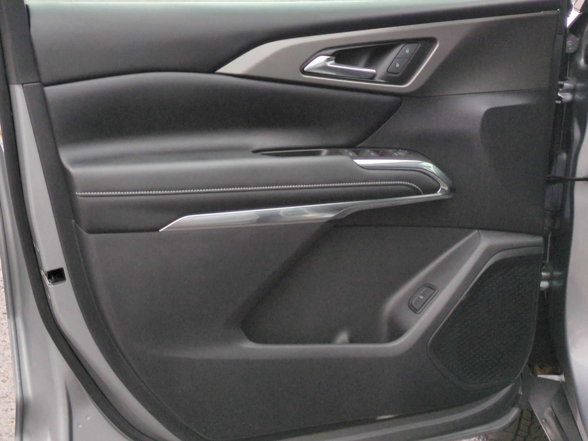 2024 Chevrolet Traverse LS