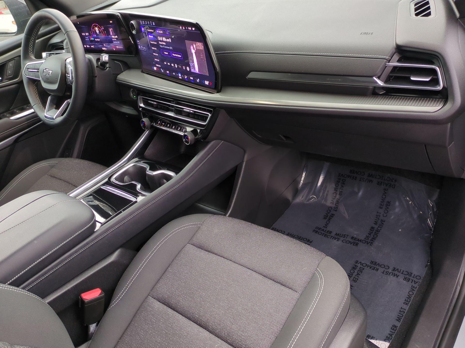 2024 Chevrolet Traverse LS