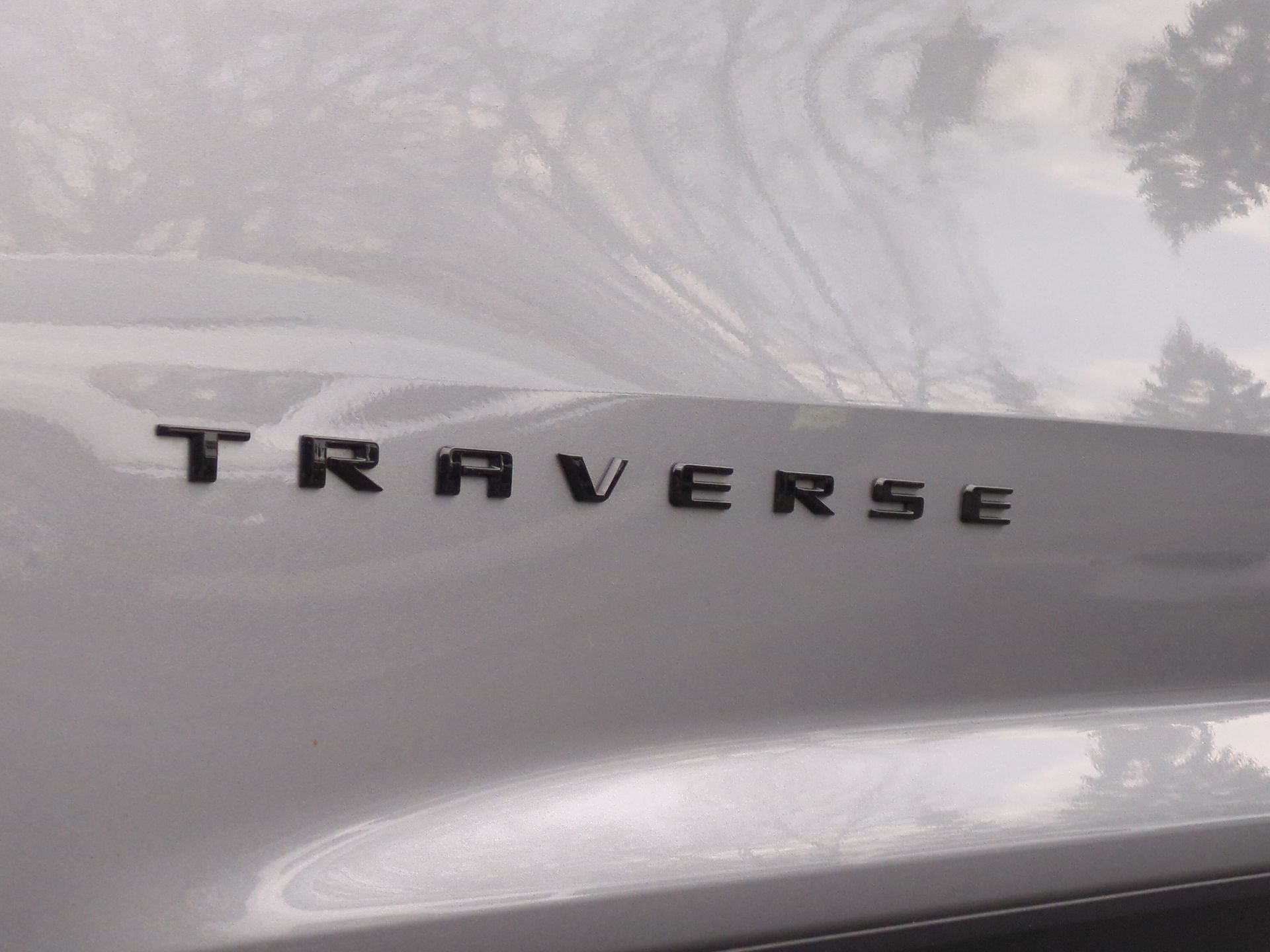 2024 Chevrolet Traverse LS