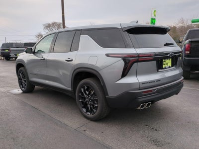 2024 Chevrolet Traverse LS