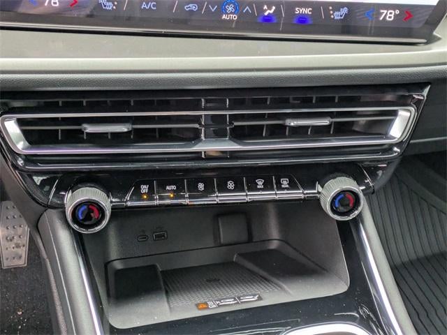 2026 Chevrolet Traverse LT w/2LT