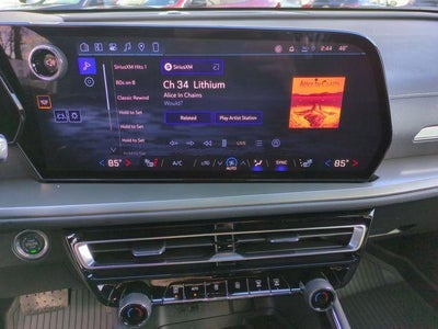 2026 Chevrolet Traverse LT w/2LT