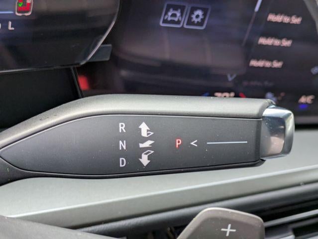 2026 Chevrolet Traverse LT w/2LT