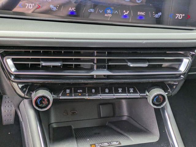 2026 Chevrolet Traverse LT w/2LT