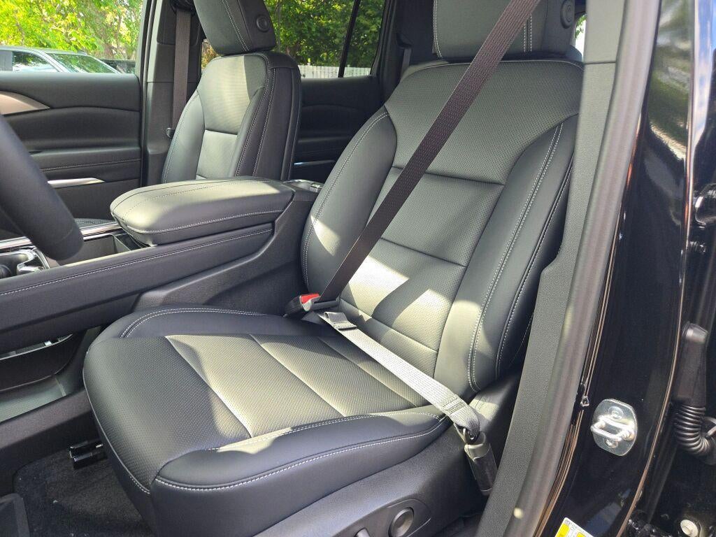 2026 Chevrolet Traverse LT w/2LT