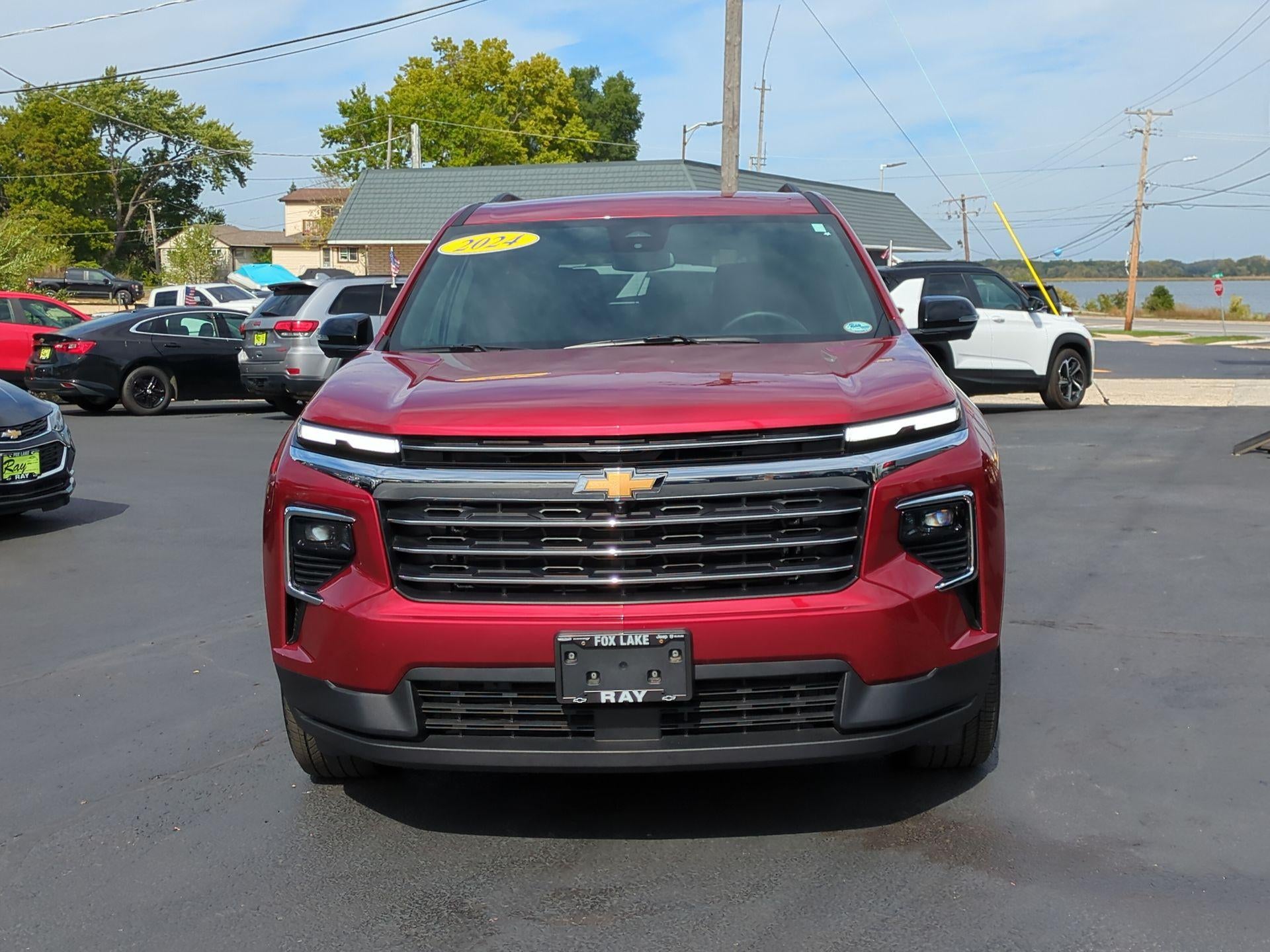 2024 Chevrolet Traverse LT