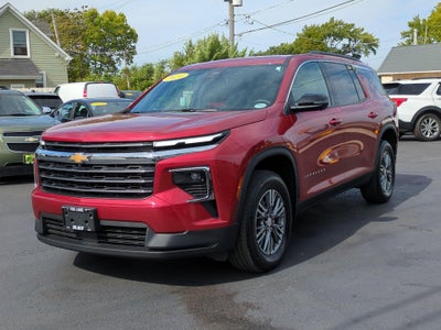 2024 Chevrolet Traverse LT