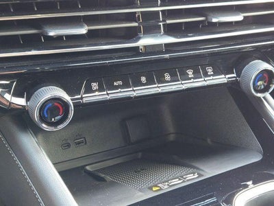 2026 Chevrolet Traverse LT w/2LT