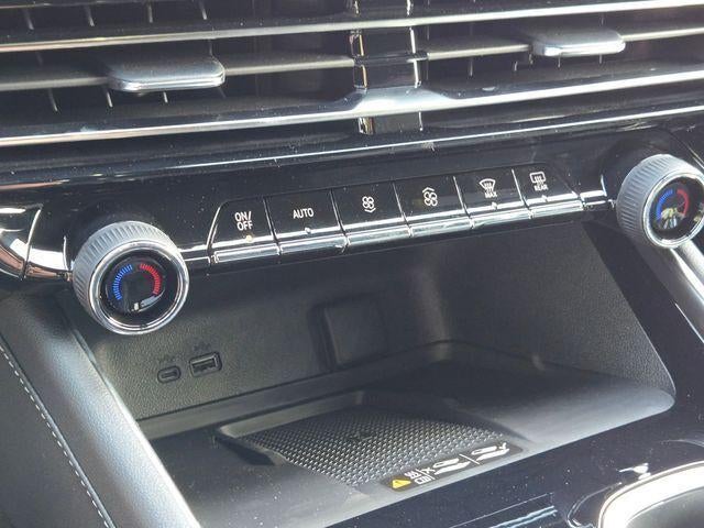 2026 Chevrolet Traverse LT w/2LT