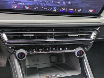 2026 Chevrolet Traverse LT w/2LT