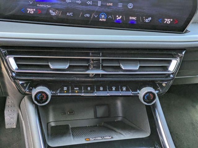 2026 Chevrolet Traverse LT w/2LT