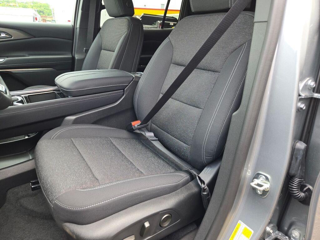2026 Chevrolet Traverse LT w/2LT