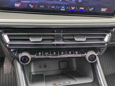 2026 Chevrolet Traverse LT w/2LT