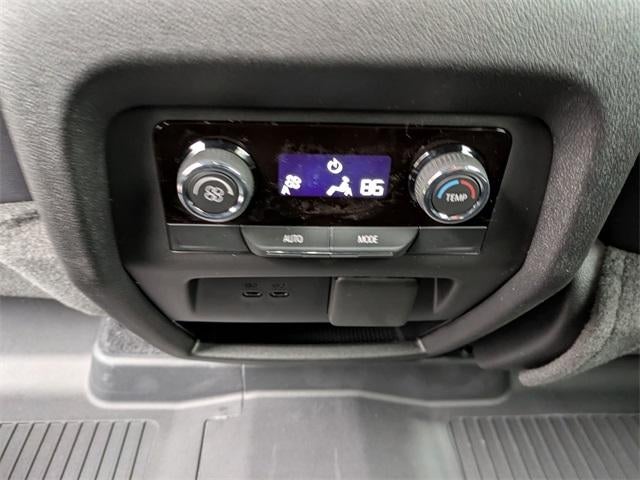 2026 Chevrolet Traverse LT w/2LT