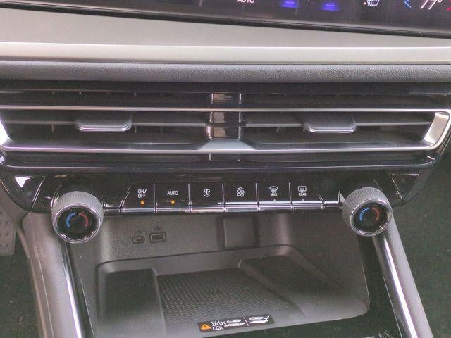 2026 Chevrolet Traverse LT w/2LT