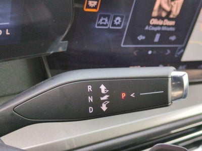 2026 Chevrolet Traverse LT w/2LT