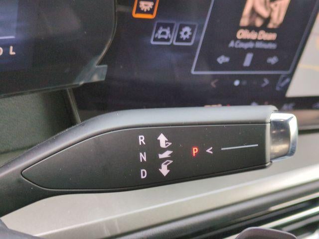 2026 Chevrolet Traverse LT w/2LT