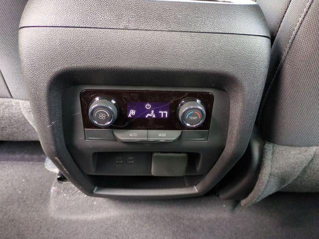 2026 Chevrolet Traverse LT w/2LT