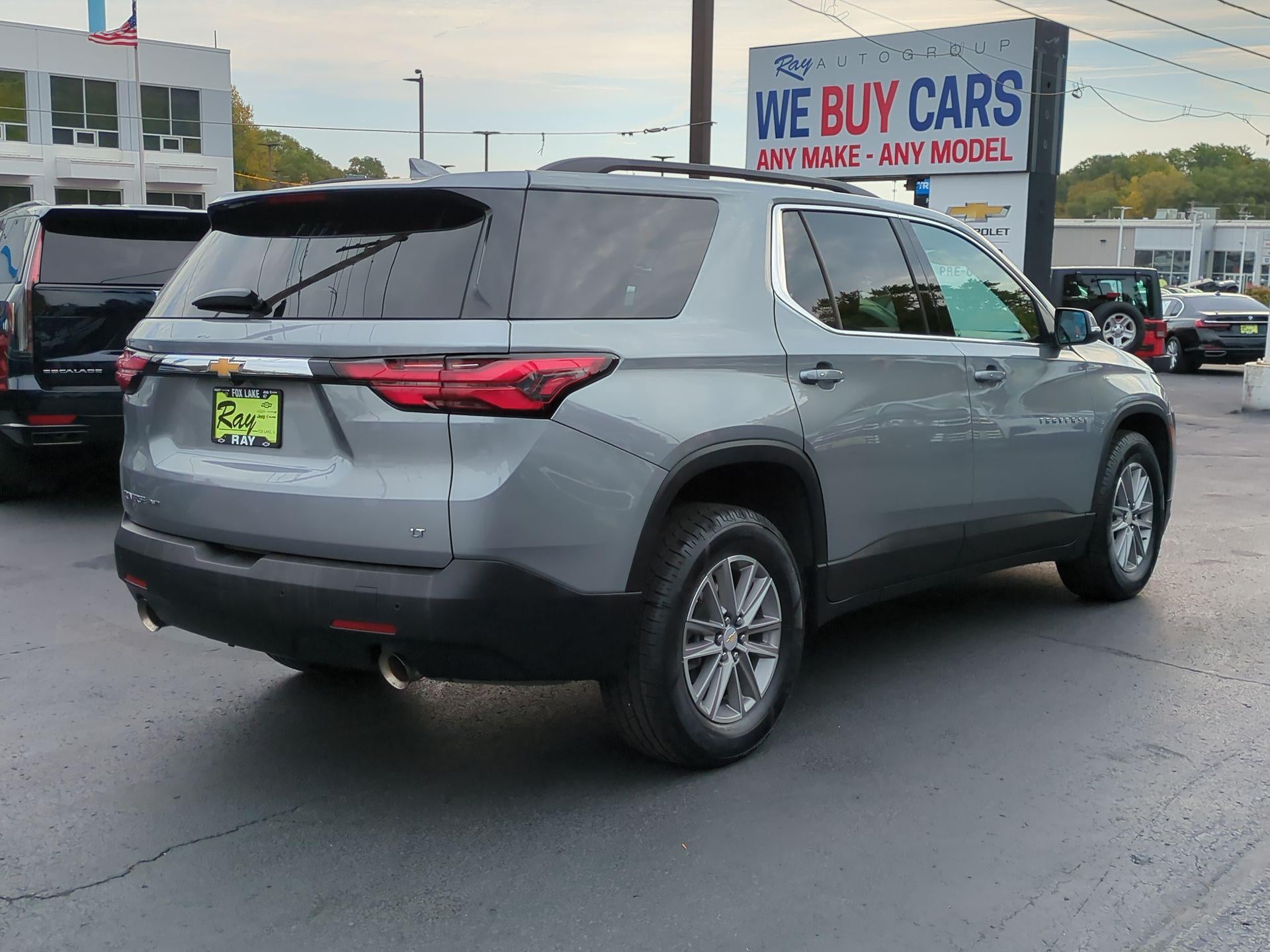 2023 Chevrolet Traverse LT Cloth