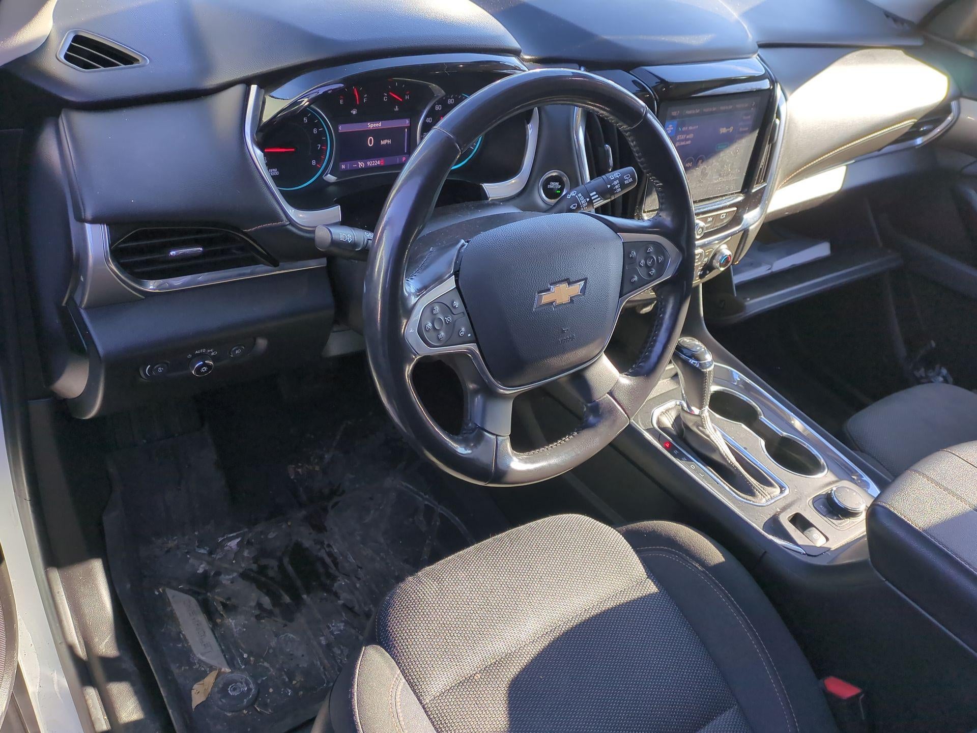 2020 Chevrolet Traverse LT Cloth