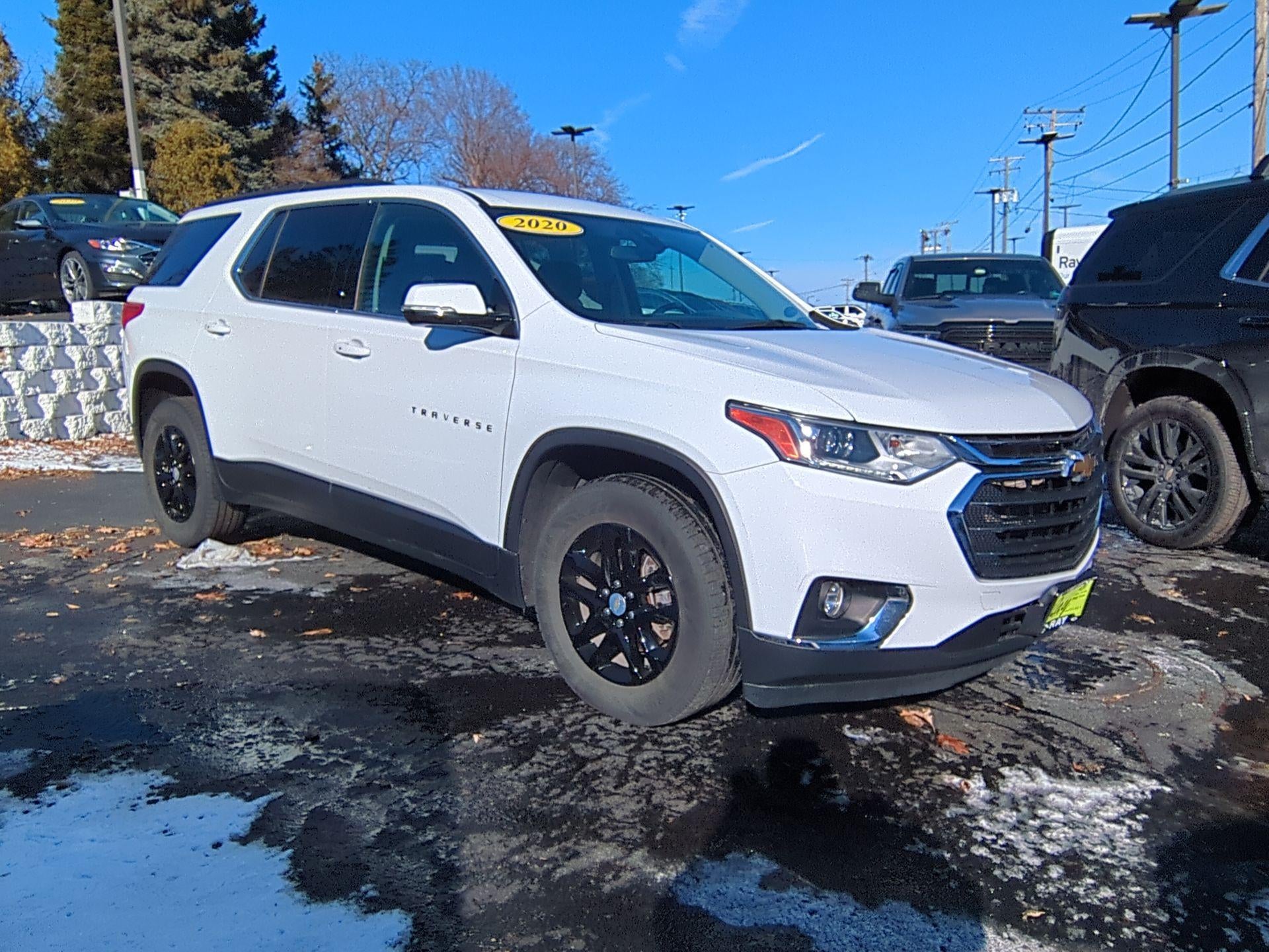 2020 Chevrolet Traverse LT Cloth