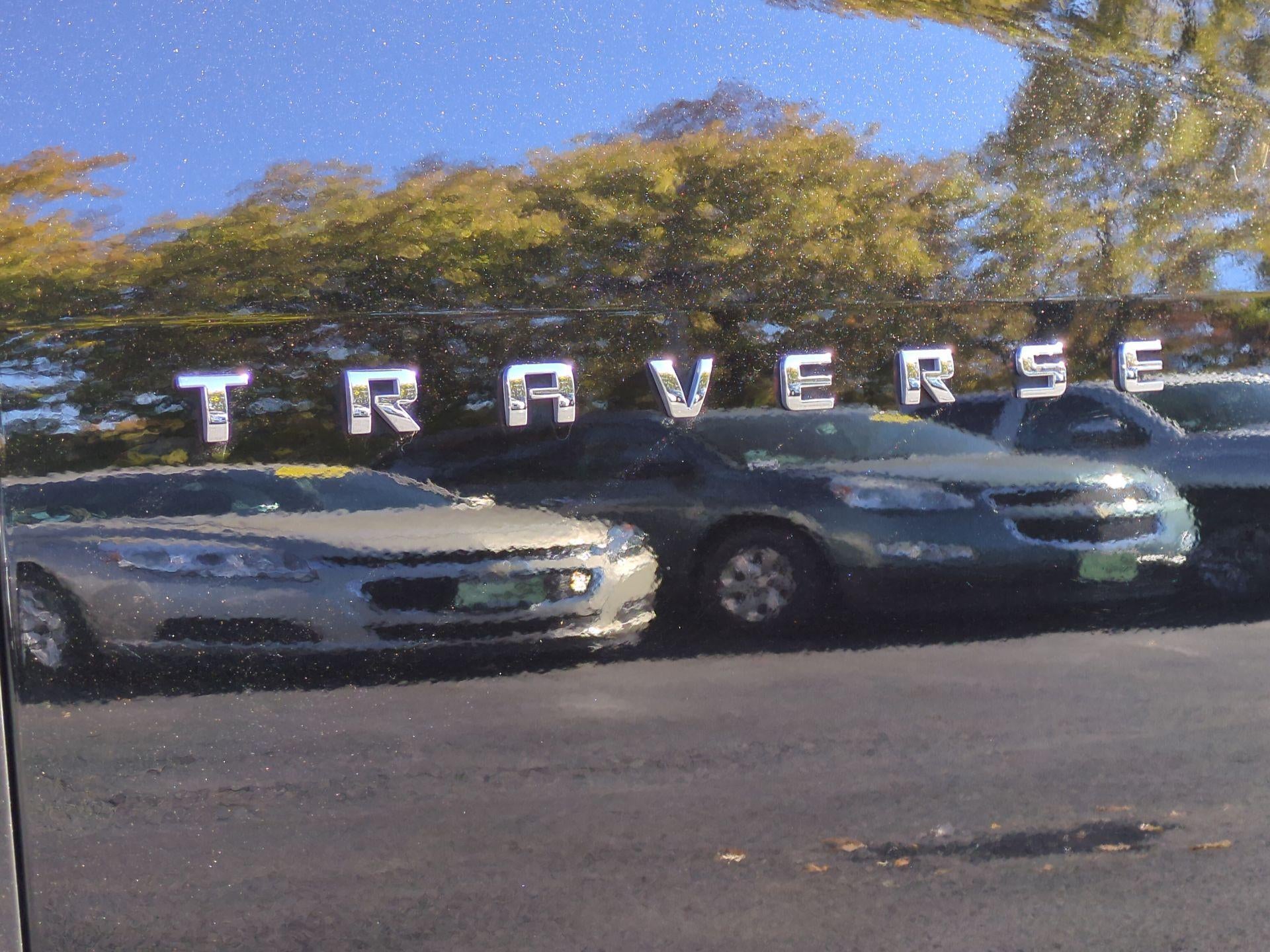 2022 Chevrolet Traverse LT Leather