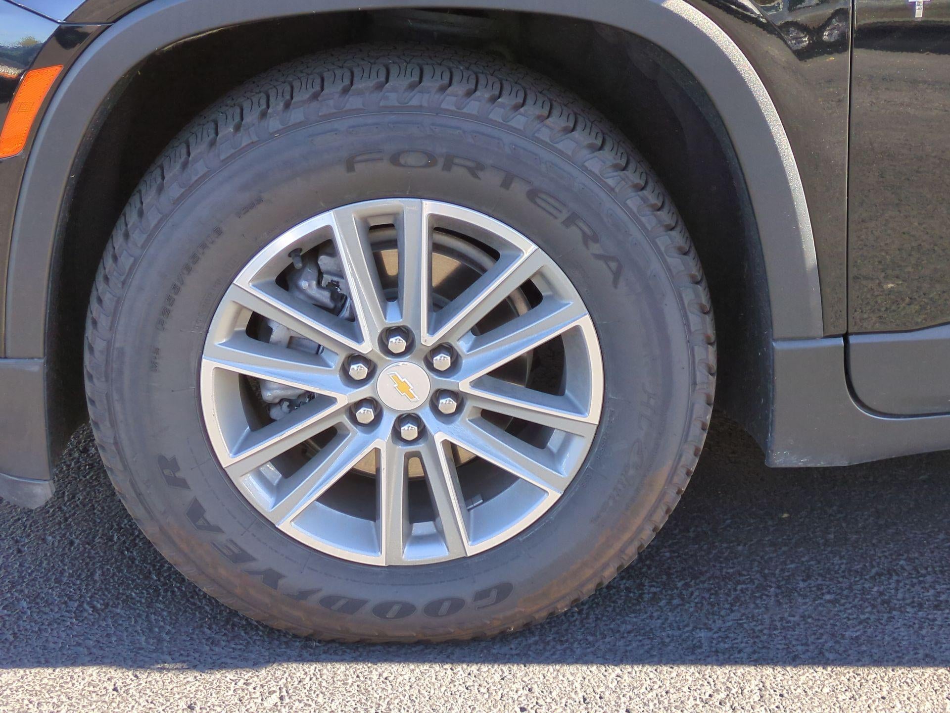 2022 Chevrolet Traverse LT Leather