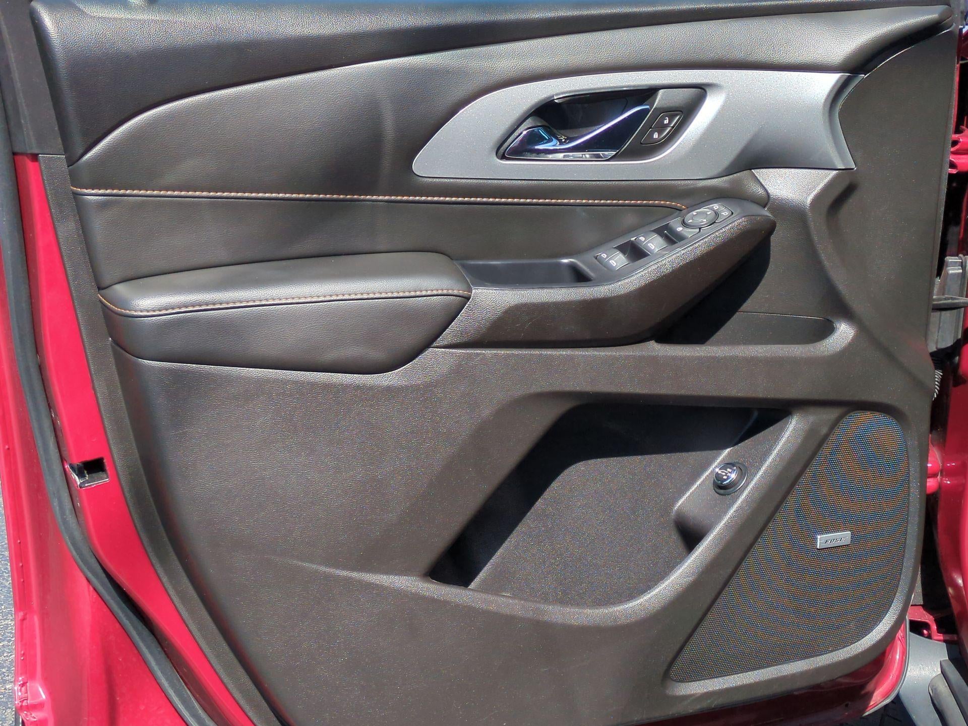 2021 Chevrolet Traverse LT Leather