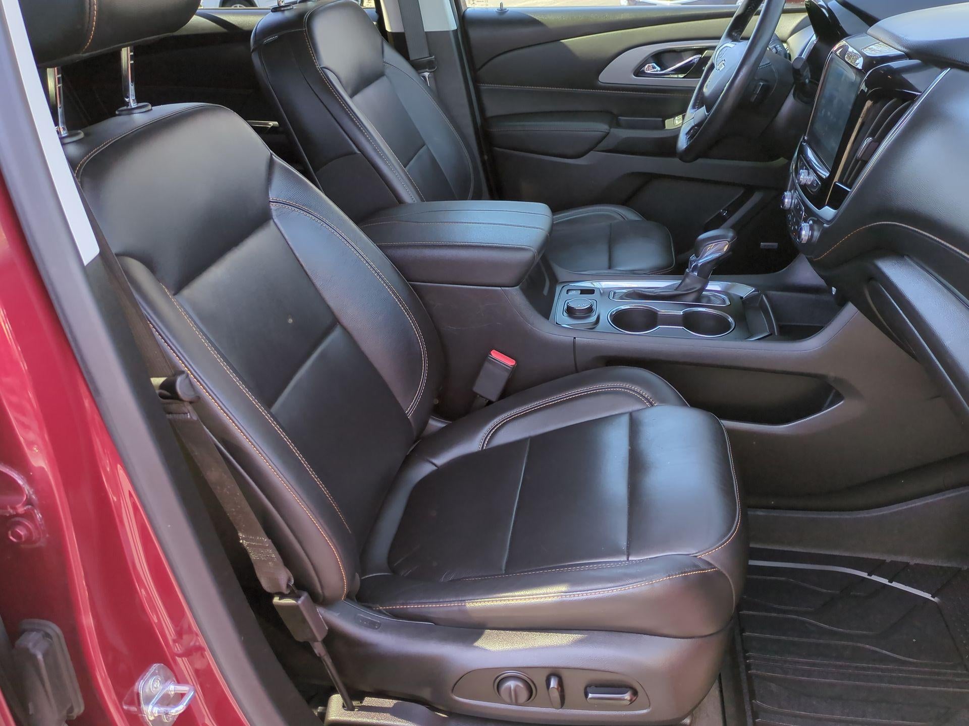 2021 Chevrolet Traverse LT Leather