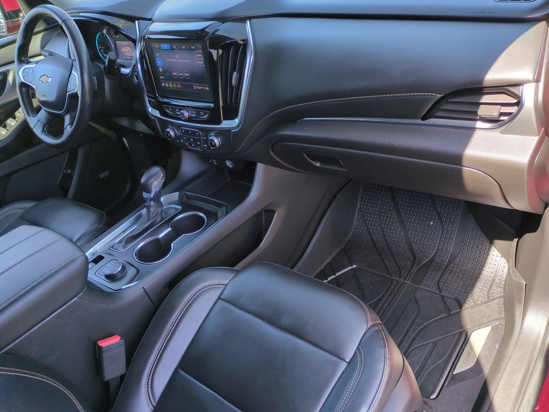 2021 Chevrolet Traverse LT Leather