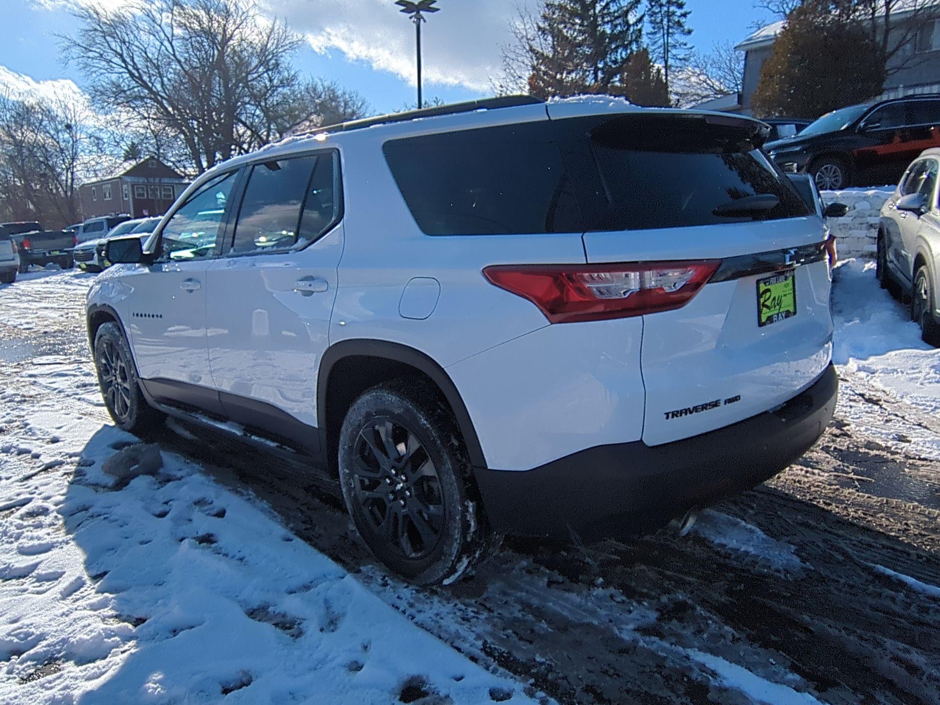 2021 Chevrolet Traverse RS