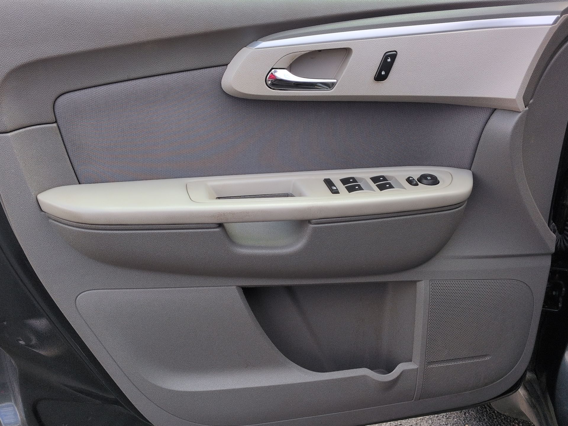 2012 Chevrolet Traverse LS