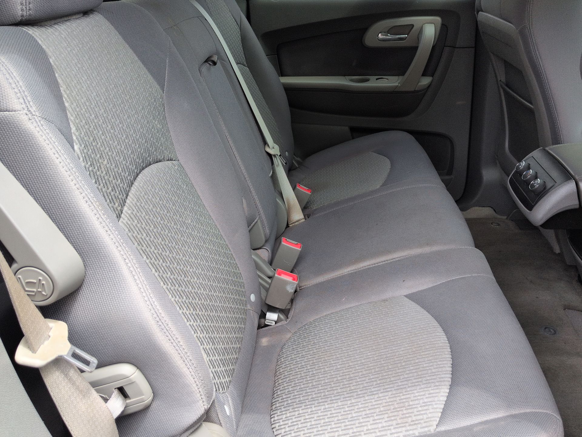 2012 Chevrolet Traverse LS