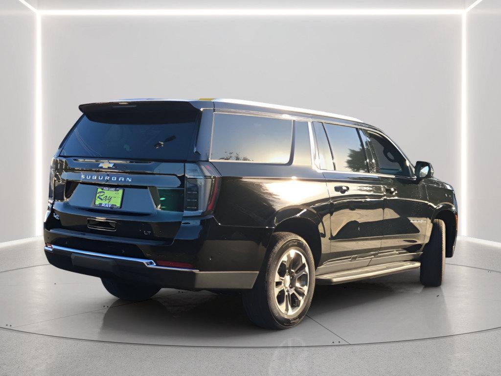 2027 Chevrolet Suburban 4WD LT